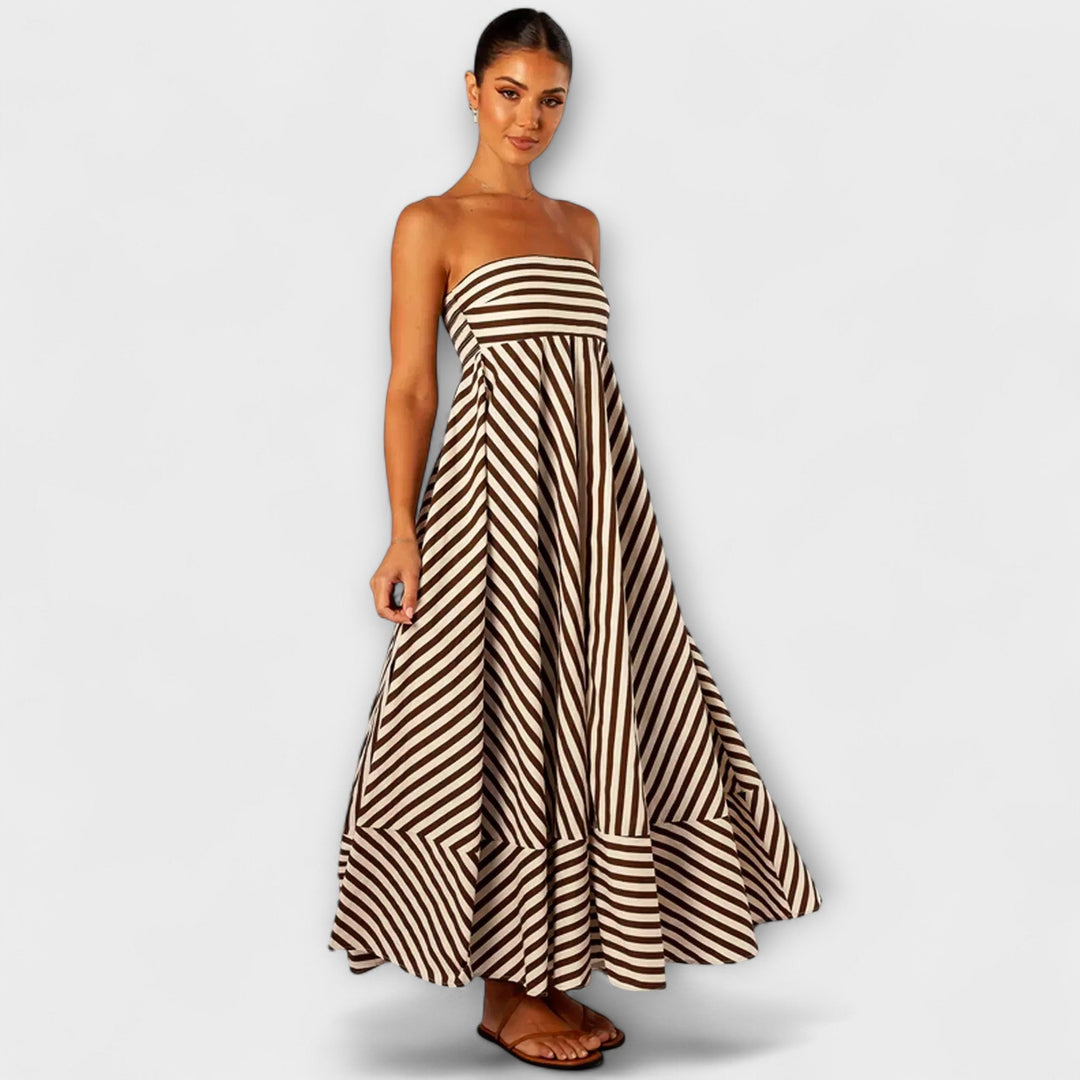 Nocturnal Charm Rüsch Maxi Kleid