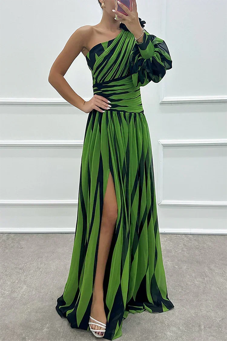 Cordelia | Gestreiftes One-Shoulder-Damen-Maxikleid mit Puffärmel für Hochzeitsgäste