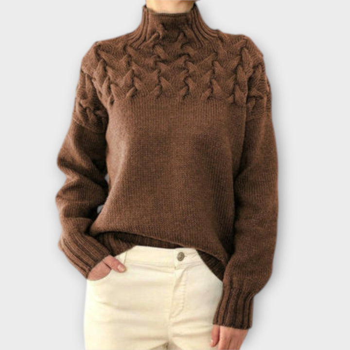 Eva - Damenpullover mit Zopfstrick-Detail