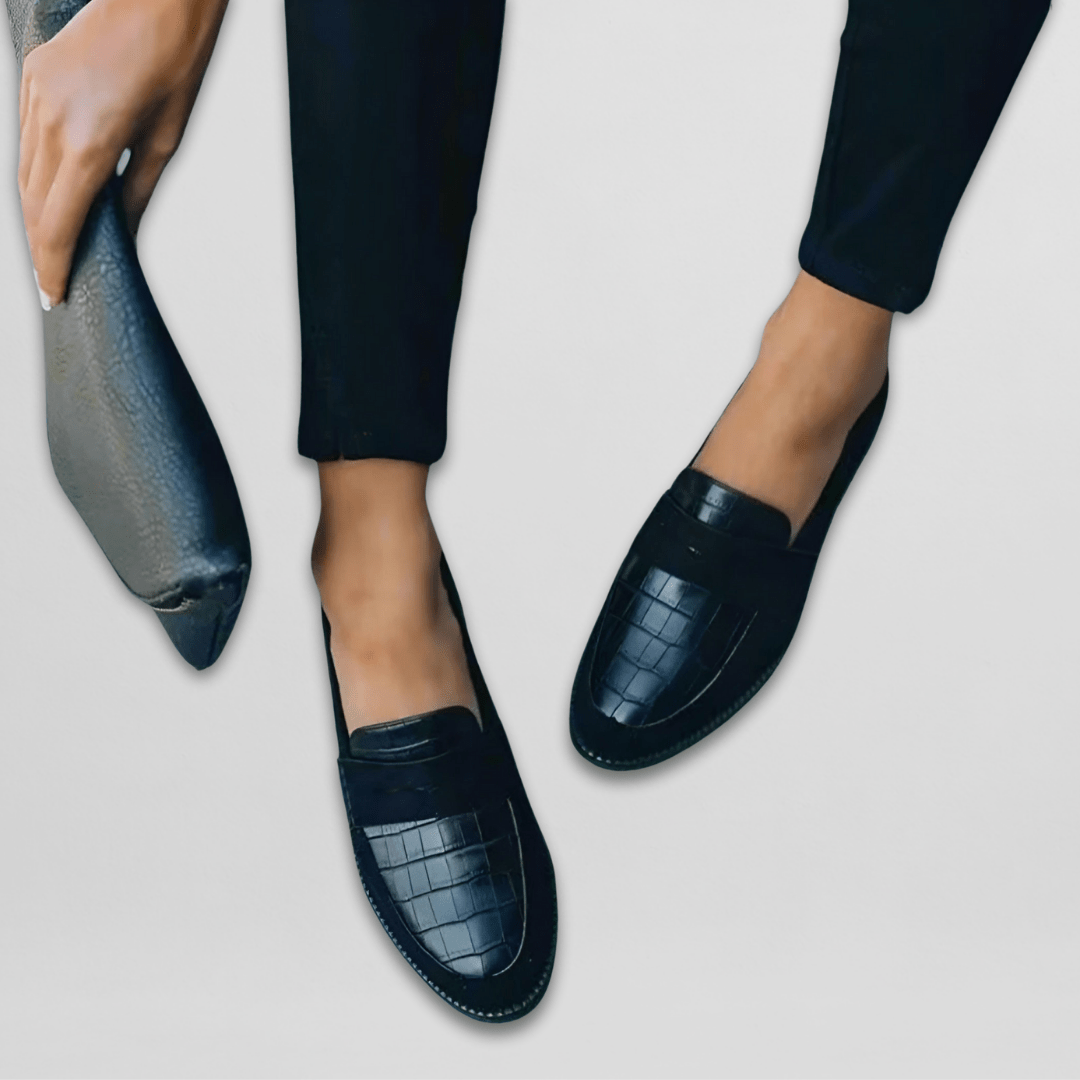Claudia | Orthopädische handgefertigte Slipper