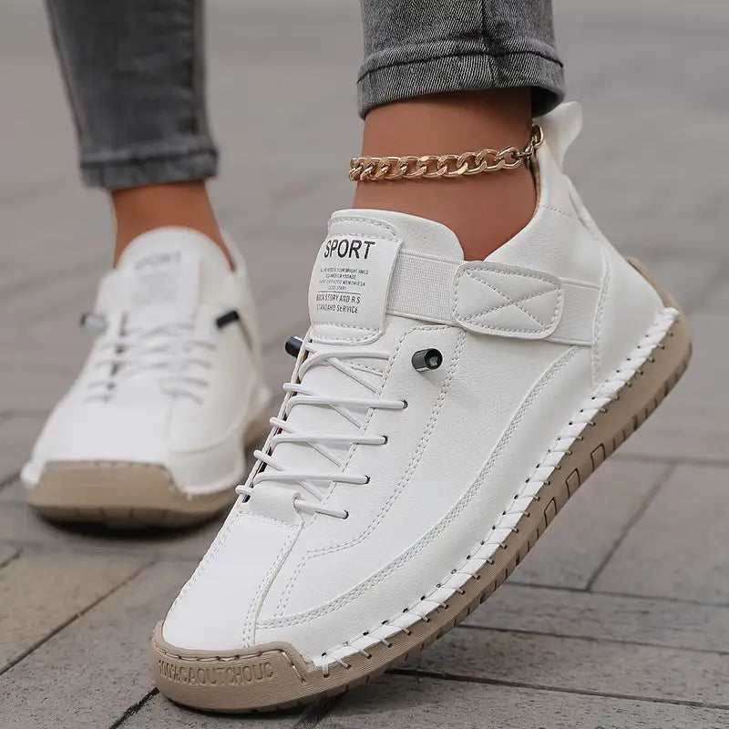 Alceste | Canvas-Sneakers mit Schnürung und Ziernähten für Damen