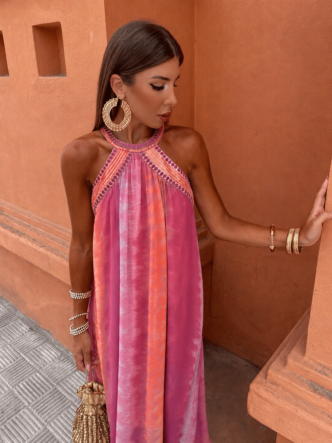 Alvina | Damen-Neckholder-Maxikleid mit Perlenbesatz für Hochzeitsgäste