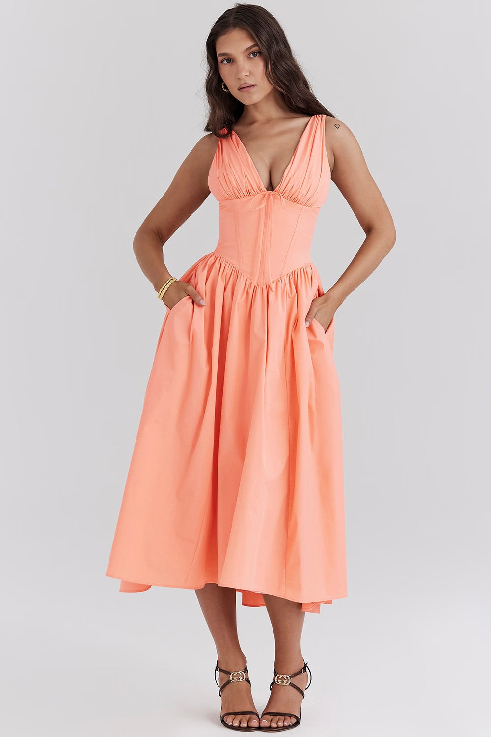 Saffron | Geblümtes Damen-Midikleid in A-Linie mit V-Ausschnitt für Hochzeitsgäste