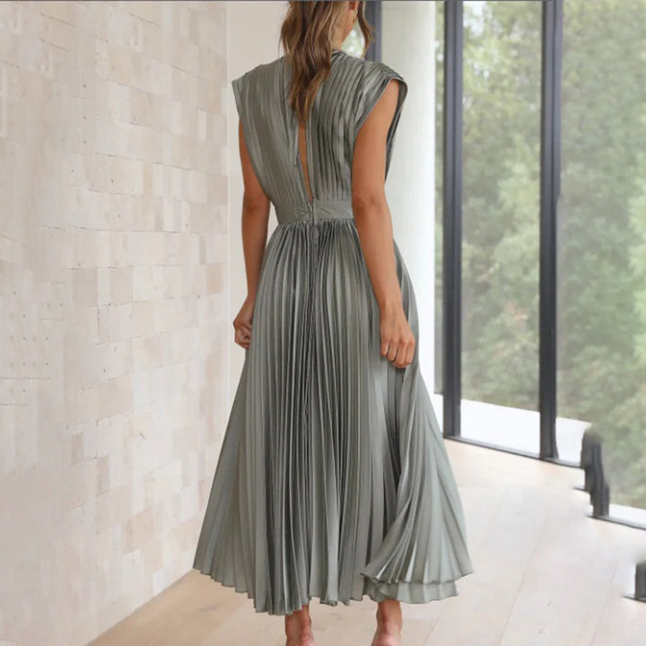 Maren | Plissiertes Damen-Midikleid mit V-Ausschnitt und Flügelärmeln für Hochzeitsgäste