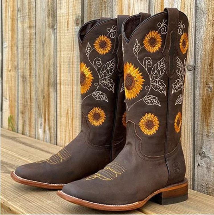 Bellatrix | Westernstiefel mit eckiger Spitze und Sonnenblumenstickerei für Damen