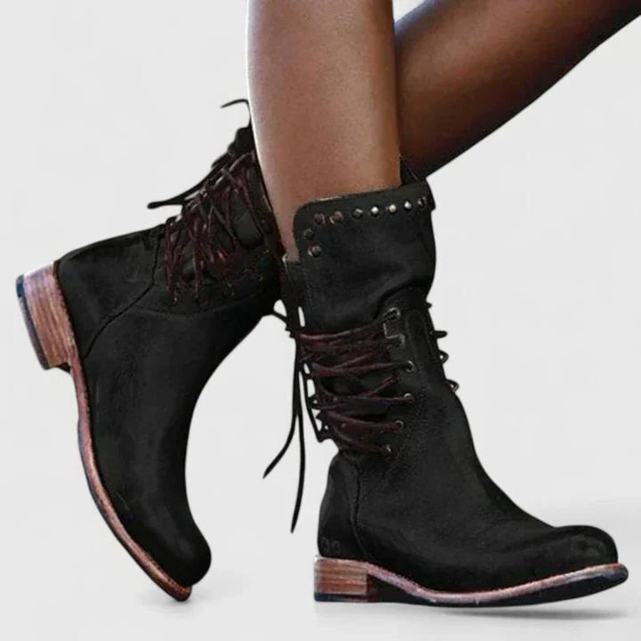 Bernadine | Kniehohe Schnürstiefel aus Leder mit Blockabsatz und Nieten für Damen