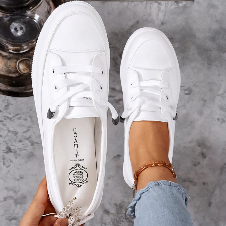 Cora | Weisse Low-Top-Sneakers aus Leder mit Schnürung für Damen