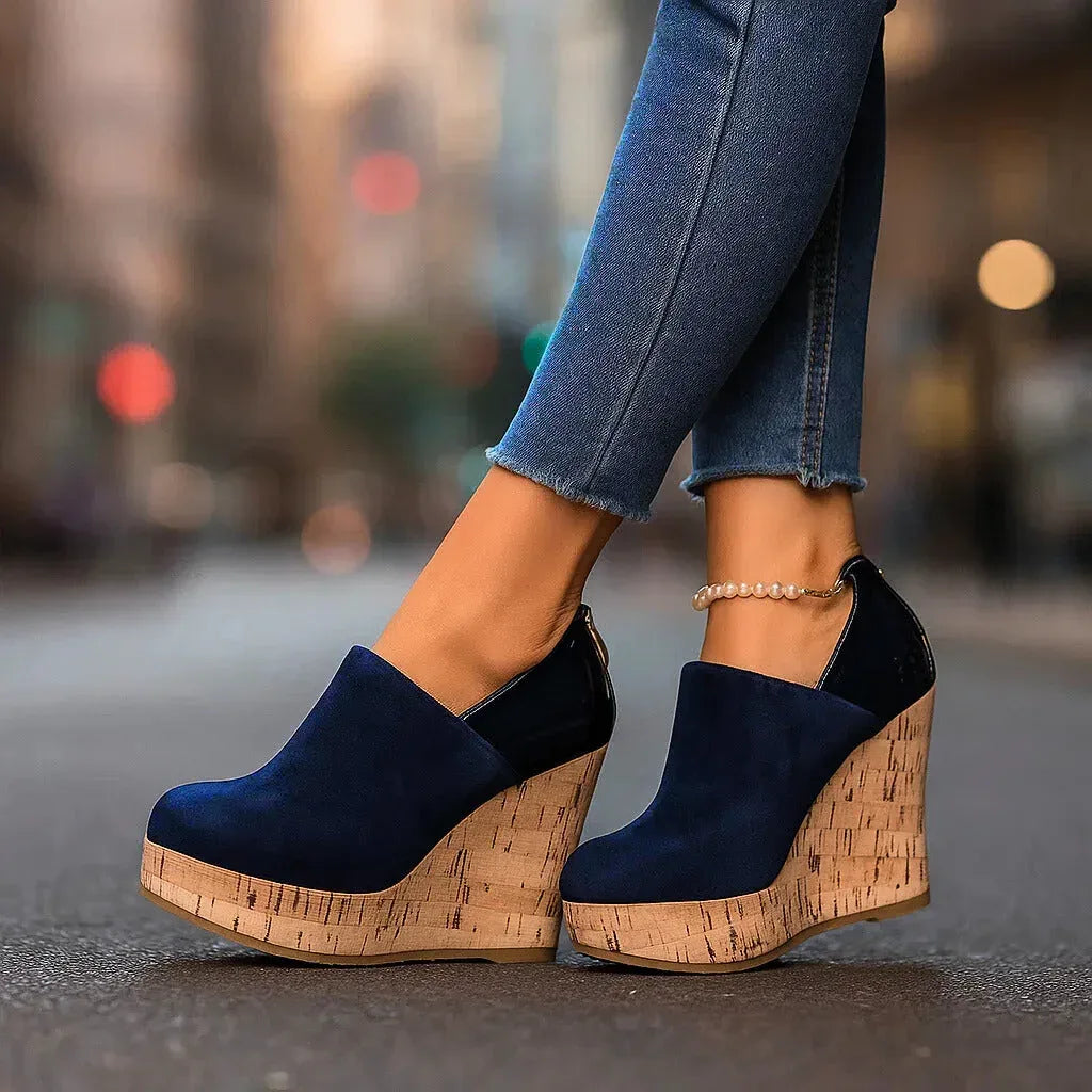 Augusta | Plateau-Keilstiefeletten mit seitlichen Cut-outs für Damen