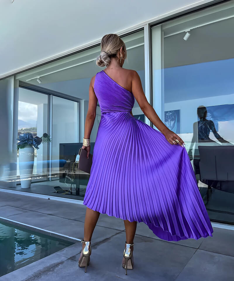 Xochitl | Plissiertes One-Shoulder-Damen-Midikleid mit asymmetrischem Saum für Hochzeitsgäste