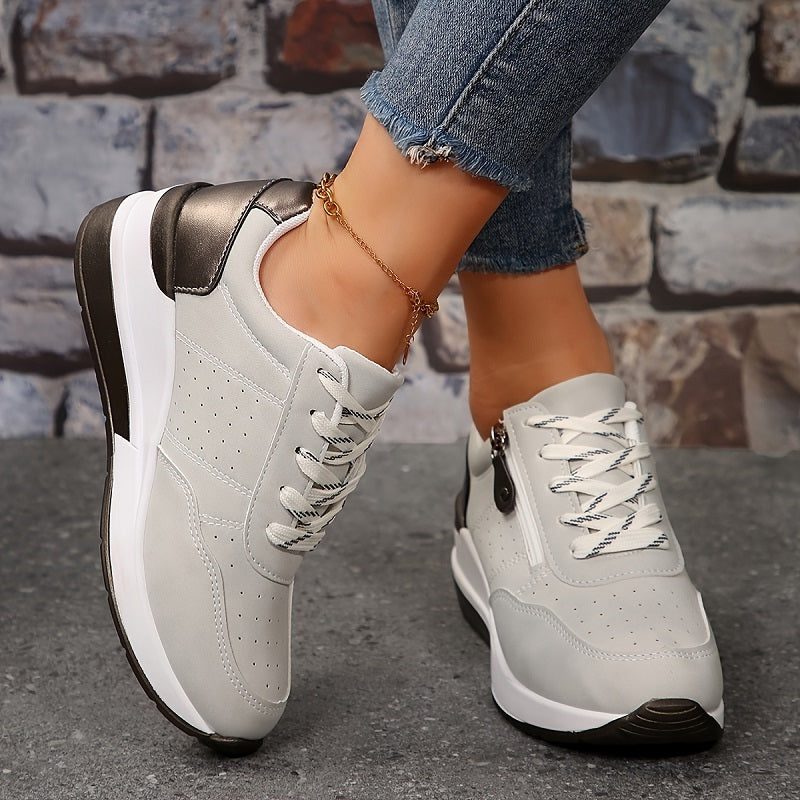 Ileana | Plateau-Sneakers mit Schnürung und farbiger Fersenlasche für Damen