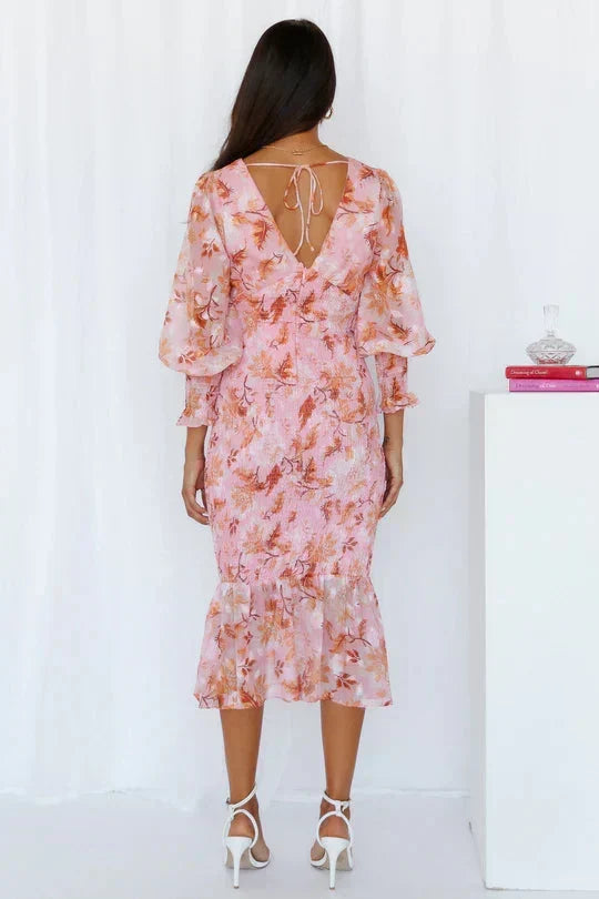 Julia | Geblümtes Damen-Midikleid mit V-Ausschnitt und Puffärmeln für Hochzeitsgäste