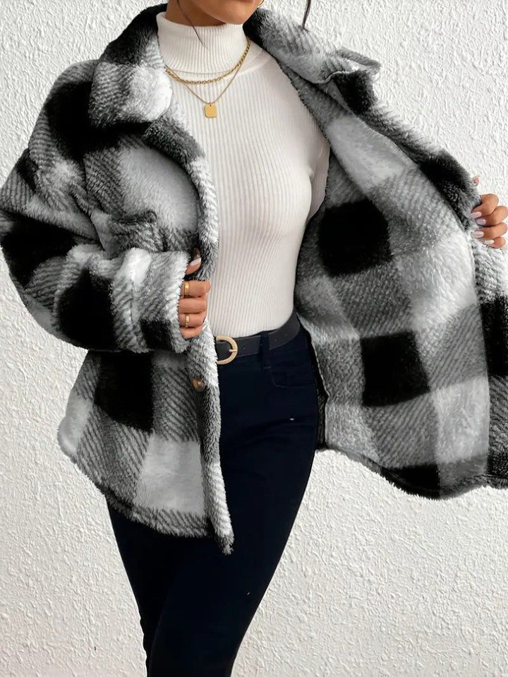 Maurelle | Karierte Oversized-Jacke aus weichem Flausch mit Knopfleiste für Damen