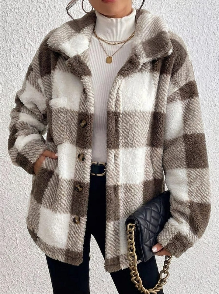 Maurelle | Karierte Oversized-Jacke aus weichem Flausch mit Knopfleiste für Damen