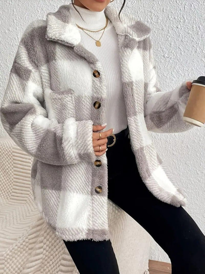 Maurelle | Karierte Oversized-Jacke aus weichem Flausch mit Knopfleiste für Damen